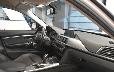 BMW 3 серия, 2019 год, 2 999 000 рублей, 20 фотография