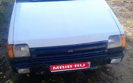 Mitsubishi Space Wagon III, 1988 год, 96 000 рублей, 1 фотография