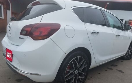 Opel Astra J, 2012 год, 800 000 рублей, 3 фотография