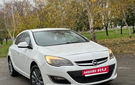 Opel Astra J, 2012 год, 800 000 рублей, 9 фотография