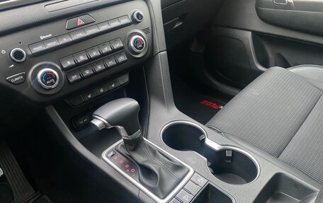 KIA Sportage IV рестайлинг, 2019 год, 2 199 000 рублей, 16 фотография