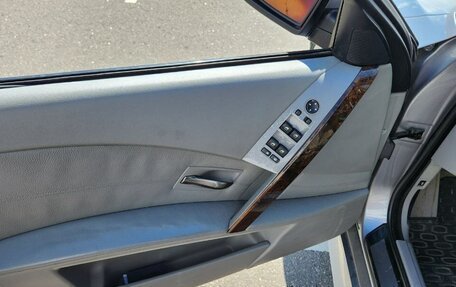 BMW 5 серия, 2006 год, 1 300 000 рублей, 12 фотография