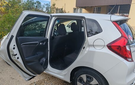 Honda Fit III, 2019 год, 1 550 000 рублей, 4 фотография