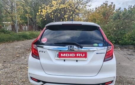 Honda Fit III, 2019 год, 1 550 000 рублей, 2 фотография