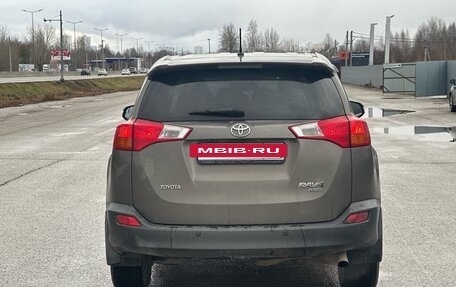 Toyota RAV4, 2013 год, 1 740 000 рублей, 4 фотография