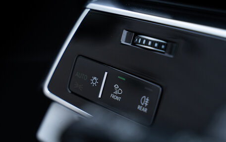 Audi Q7, 2024 год, 14 899 000 рублей, 32 фотография