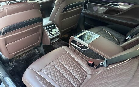 BMW 7 серия, 2022 год, 6 400 000 рублей, 13 фотография