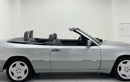 Mercedes-Benz E-Класс, 1995 год, 3 850 000 рублей, 5 фотография