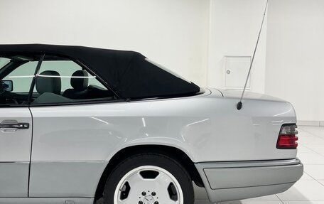 Mercedes-Benz E-Класс, 1995 год, 3 850 000 рублей, 11 фотография