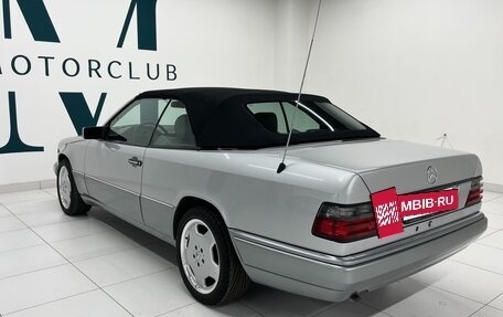 Mercedes-Benz E-Класс, 1995 год, 3 850 000 рублей, 10 фотография