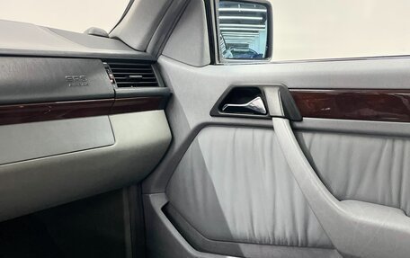 Mercedes-Benz E-Класс, 1995 год, 3 850 000 рублей, 19 фотография