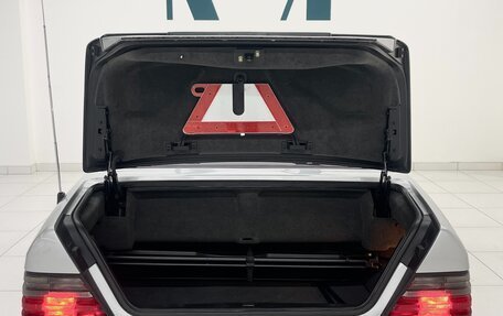 Mercedes-Benz E-Класс, 1995 год, 3 850 000 рублей, 24 фотография