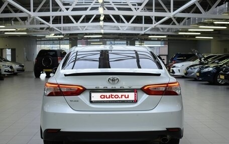 Toyota Camry, 2022 год, 3 500 000 рублей, 6 фотография