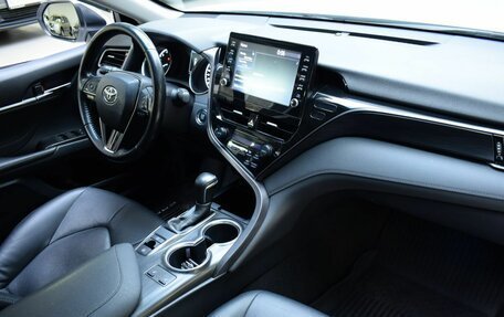 Toyota Camry, 2022 год, 3 500 000 рублей, 15 фотография