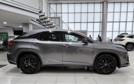 Lexus RX IV рестайлинг, 2018 год, 3 350 000 рублей, 5 фотография
