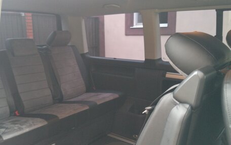 Volkswagen Multivan T6 рестайлинг, 2017 год, 5 400 000 рублей, 7 фотография