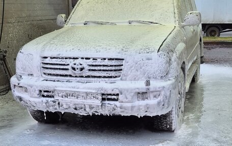 Toyota Land Cruiser 100 рестайлинг 2, 2006 год, 1 950 000 рублей, 8 фотография