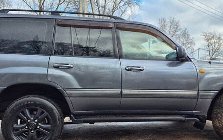 Toyota Land Cruiser 100 рестайлинг 2, 2006 год, 1 950 000 рублей, 5 фотография