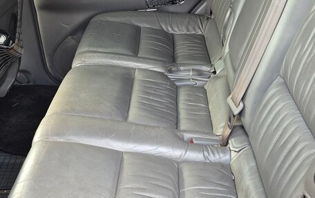 Toyota Land Cruiser 100 рестайлинг 2, 2006 год, 1 950 000 рублей, 10 фотография