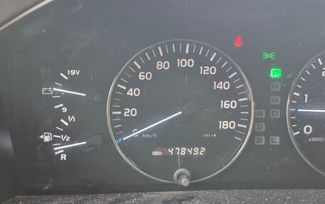 Toyota Land Cruiser 100 рестайлинг 2, 2006 год, 1 950 000 рублей, 14 фотография