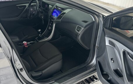 Hyundai Elantra V, 2015 год, 1 150 000 рублей, 24 фотография