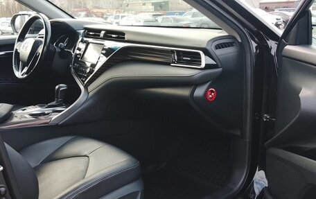 Toyota Camry, 2019 год, 2 530 000 рублей, 14 фотография