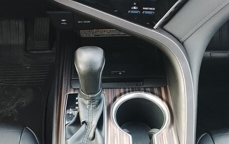 Toyota Camry, 2019 год, 2 530 000 рублей, 17 фотография