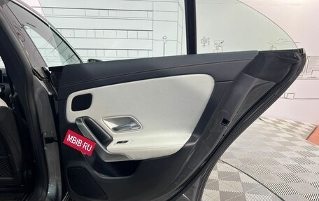 Mercedes-Benz CLA, 2020 год, 3 250 000 рублей, 23 фотография