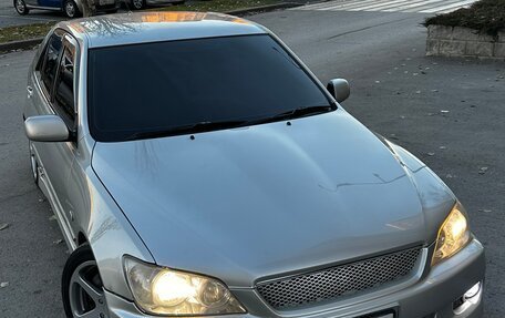 Toyota Altezza, 2001 год, 650 000 рублей, 7 фотография