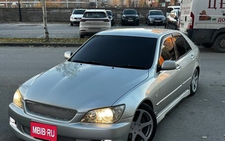 Toyota Altezza, 2001 год, 650 000 рублей, 3 фотография