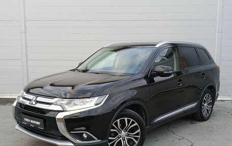 Mitsubishi Outlander III рестайлинг 3, 2018 год, 2 174 000 рублей, 1 фотография