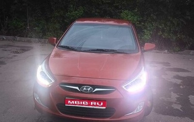 Hyundai Solaris II рестайлинг, 2013 год, 600 000 рублей, 1 фотография