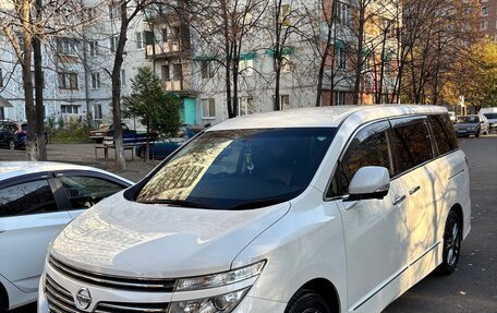 Nissan Elgrand III, 2013 год, 750 000 рублей, 11 фотография