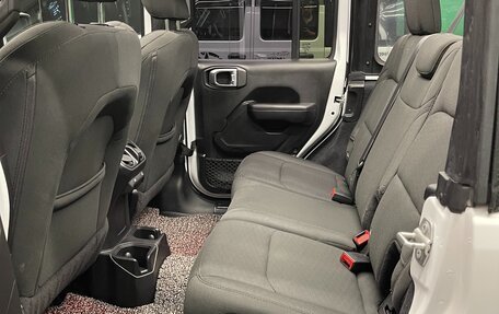 Jeep Wrangler, 2018 год, 3 350 000 рублей, 11 фотография