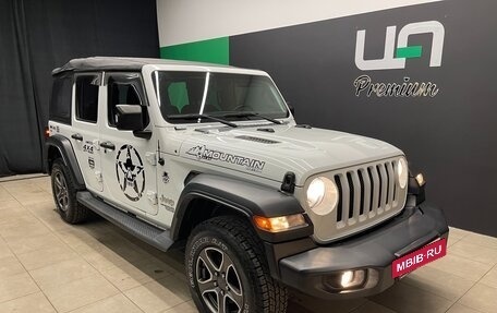 Jeep Wrangler, 2018 год, 3 350 000 рублей, 22 фотография