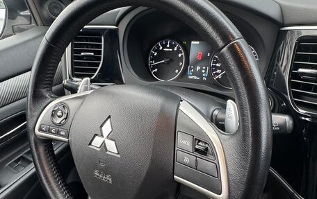 Mitsubishi Outlander III рестайлинг 3, 2014 год, 1 700 000 рублей, 16 фотография