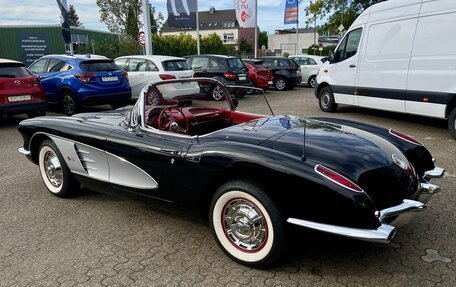 Chevrolet Corvette C1, 1960 год, 12 500 000 рублей, 14 фотография