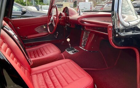 Chevrolet Corvette C1, 1960 год, 12 500 000 рублей, 20 фотография