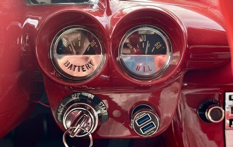 Chevrolet Corvette C1, 1960 год, 12 500 000 рублей, 28 фотография