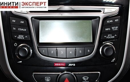 Hyundai Solaris II рестайлинг, 2011 год, 799 900 рублей, 15 фотография