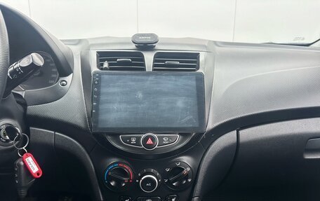 Hyundai Solaris II рестайлинг, 2013 год, 730 000 рублей, 12 фотография