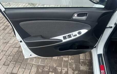 Hyundai Solaris II рестайлинг, 2013 год, 730 000 рублей, 15 фотография