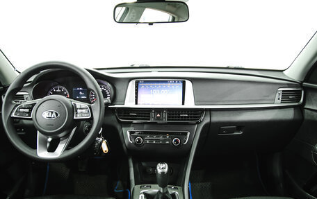 KIA Optima IV, 2018 год, 1 600 000 рублей, 5 фотография