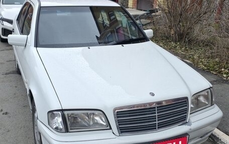 Mercedes-Benz C-Класс, 1999 год, 450 000 рублей, 1 фотография