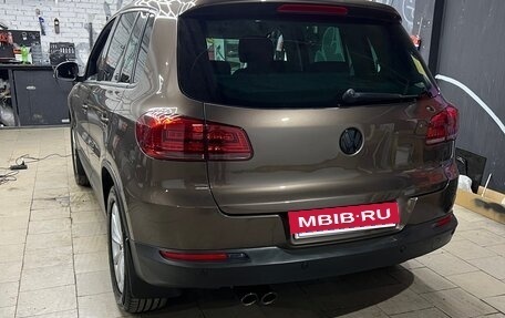 Volkswagen Tiguan I, 2016 год, 1 800 000 рублей, 3 фотография