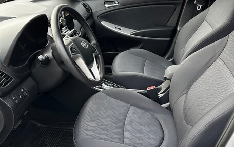 Hyundai Solaris II рестайлинг, 2011 год, 830 000 рублей, 12 фотография