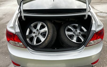 Hyundai Solaris II рестайлинг, 2011 год, 830 000 рублей, 18 фотография