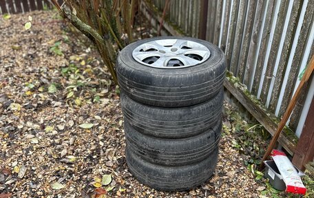 Hyundai Solaris II рестайлинг, 2011 год, 830 000 рублей, 26 фотография