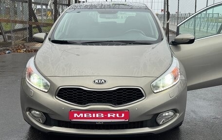KIA cee'd III, 2014 год, 1 300 000 рублей, 12 фотография