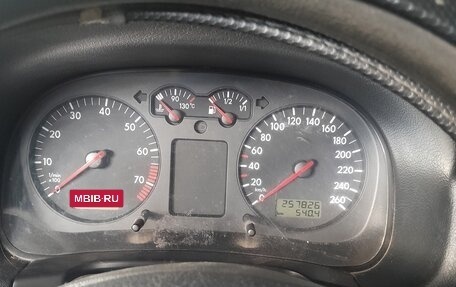 Volkswagen Bora, 2001 год, 320 000 рублей, 6 фотография